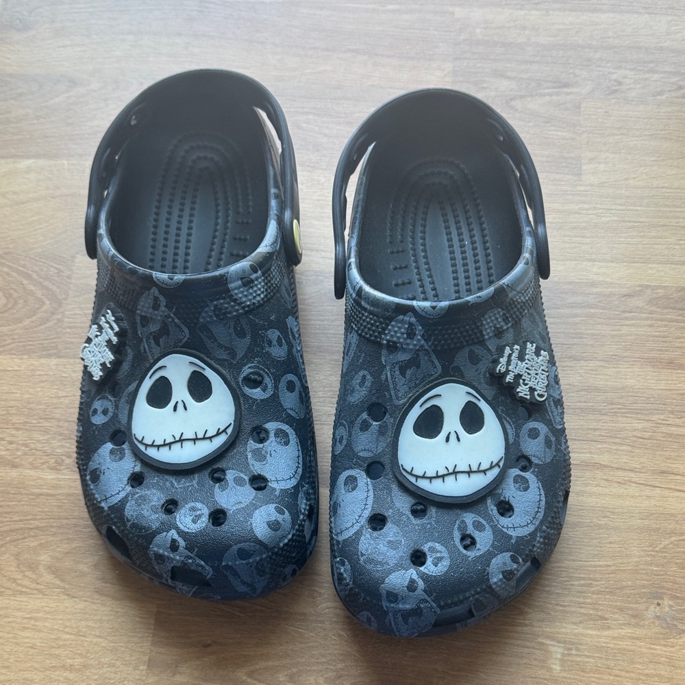 CROCS Black Nightmare Before Christmas Jack Skellington Clogs